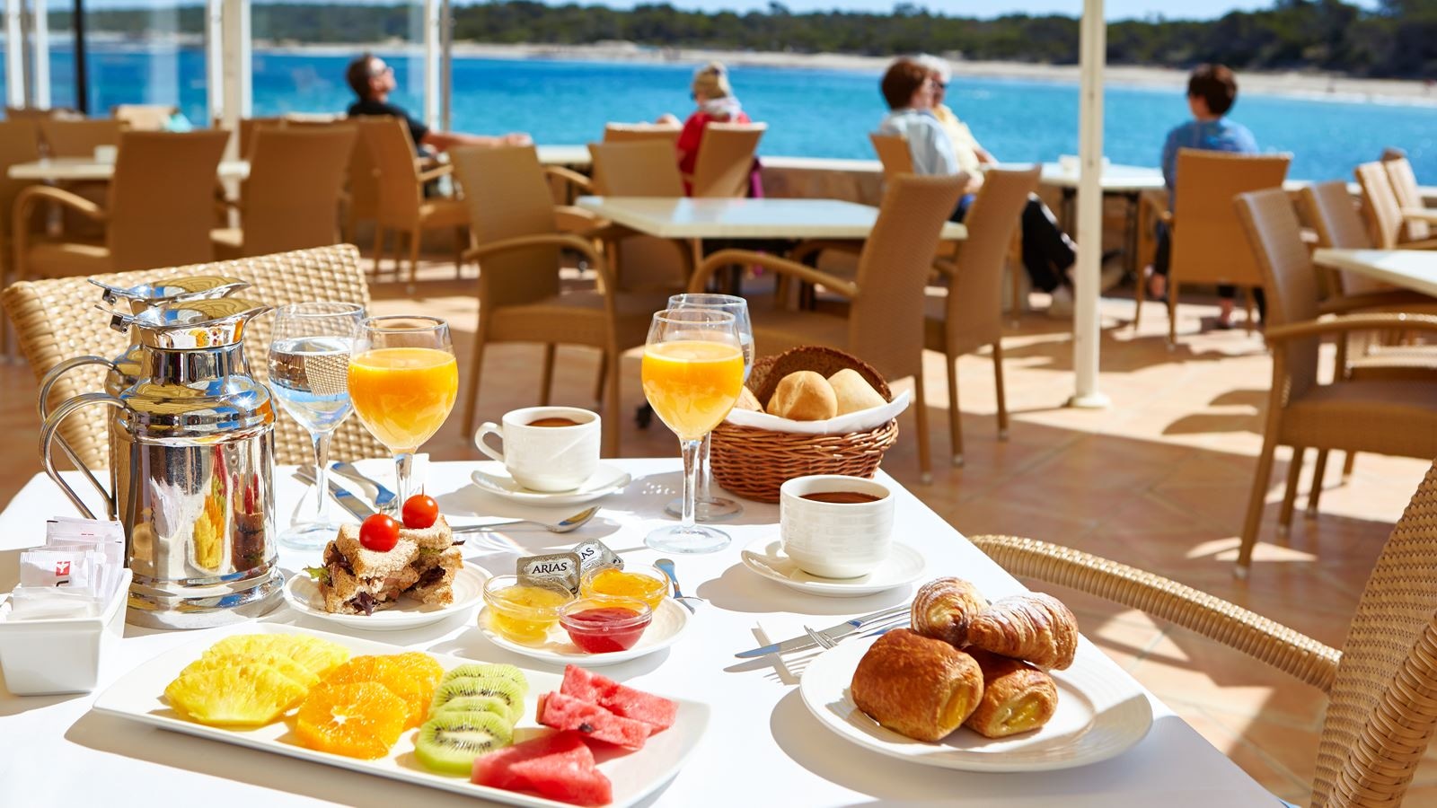 restaurants-restaurants