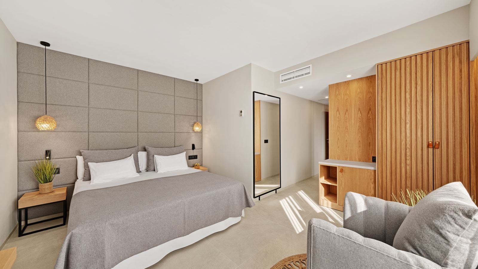 rooms-double-with-double-bed