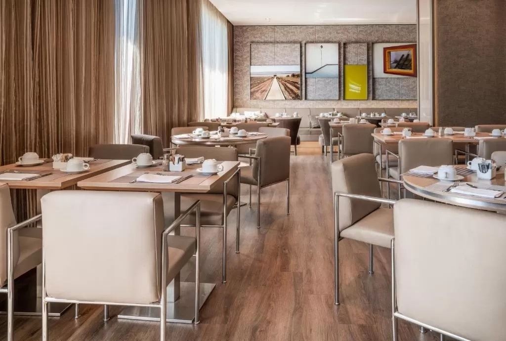 restaurants-restaurants