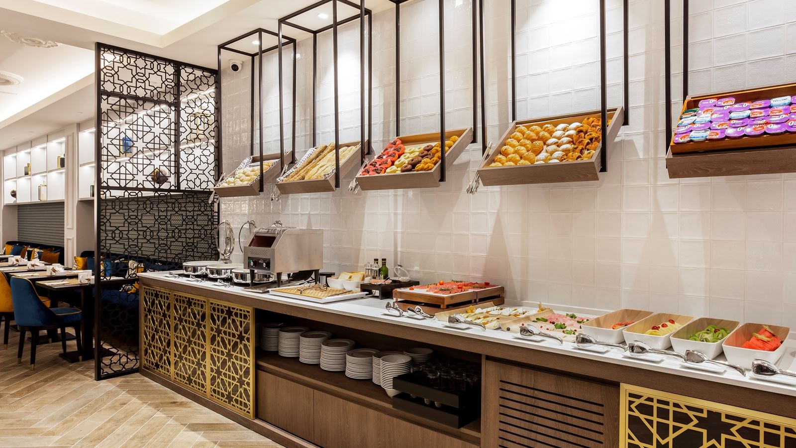 restaurants-restaurants