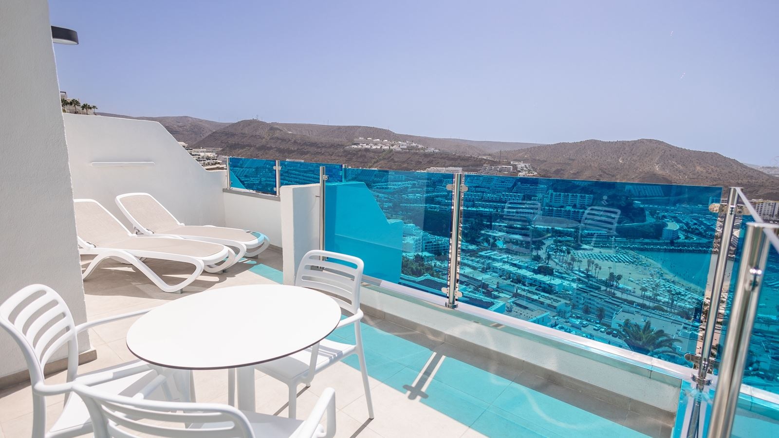 rooms-classic-junior-suite-with-sea-view