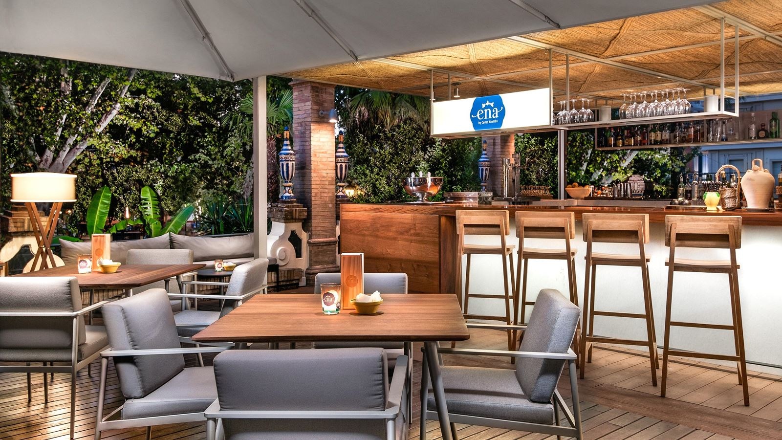 restaurants-restaurants