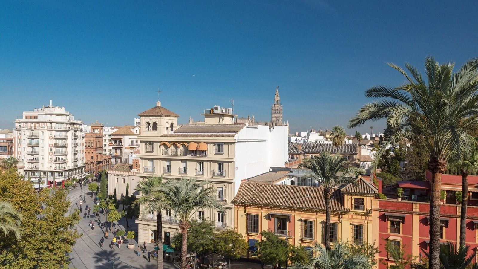 rooms-room-deluxe-city-view