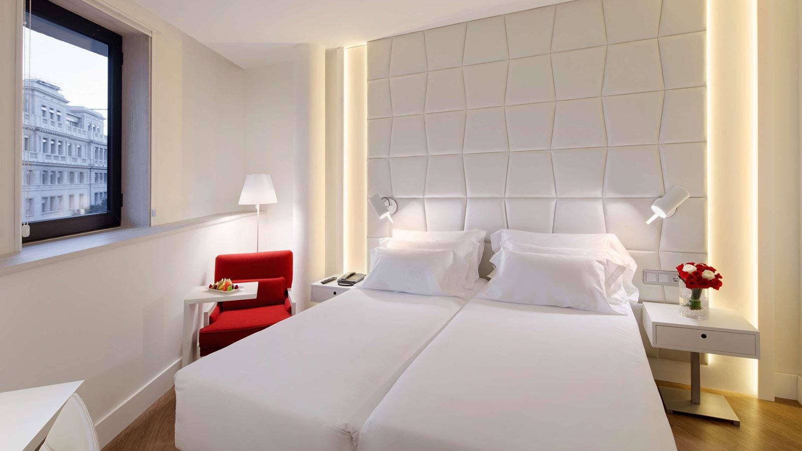 rooms-family-room-capacity-4