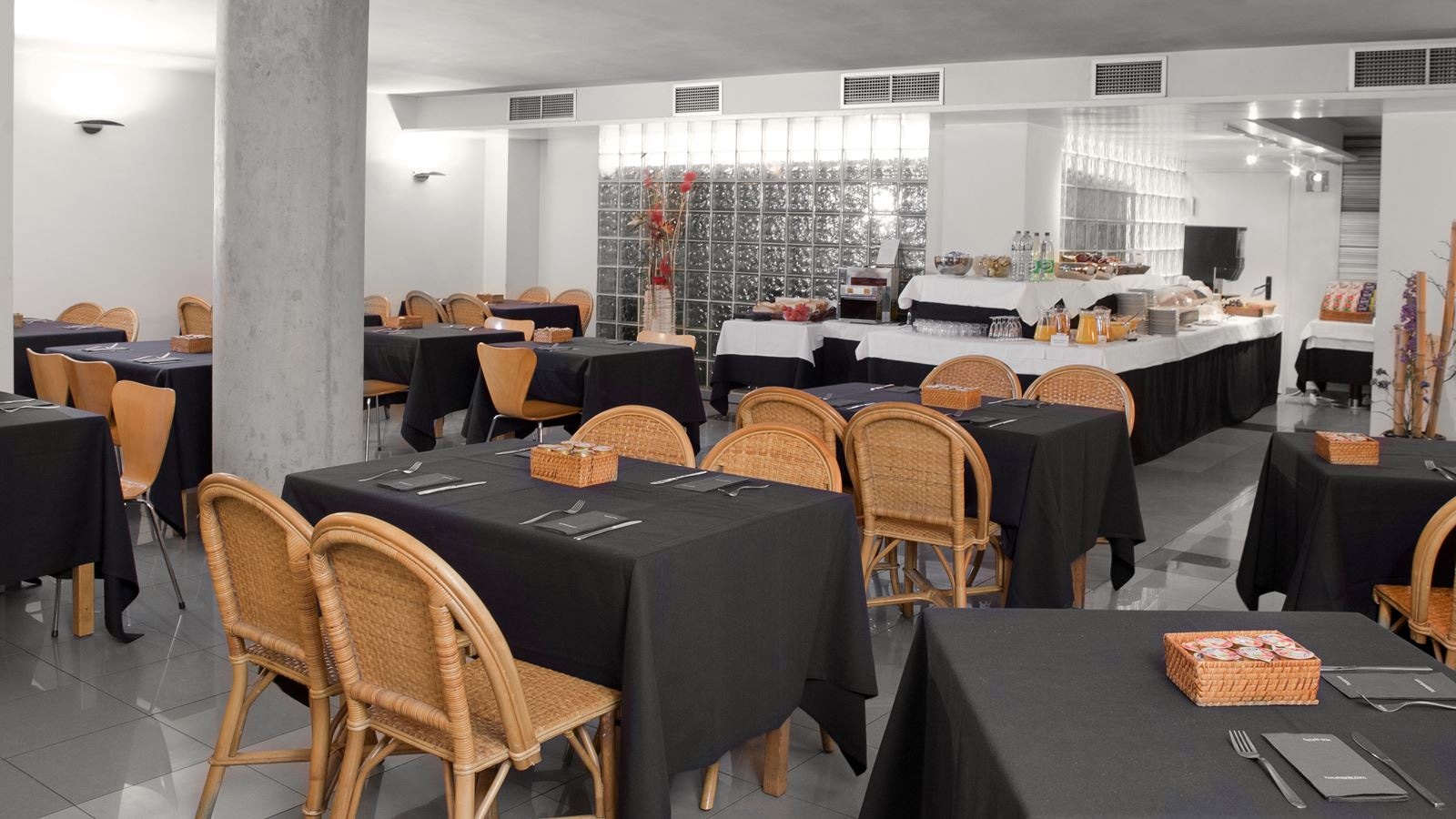 restaurants-restaurants