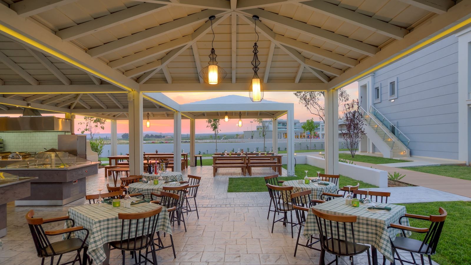 restaurants-restaurants