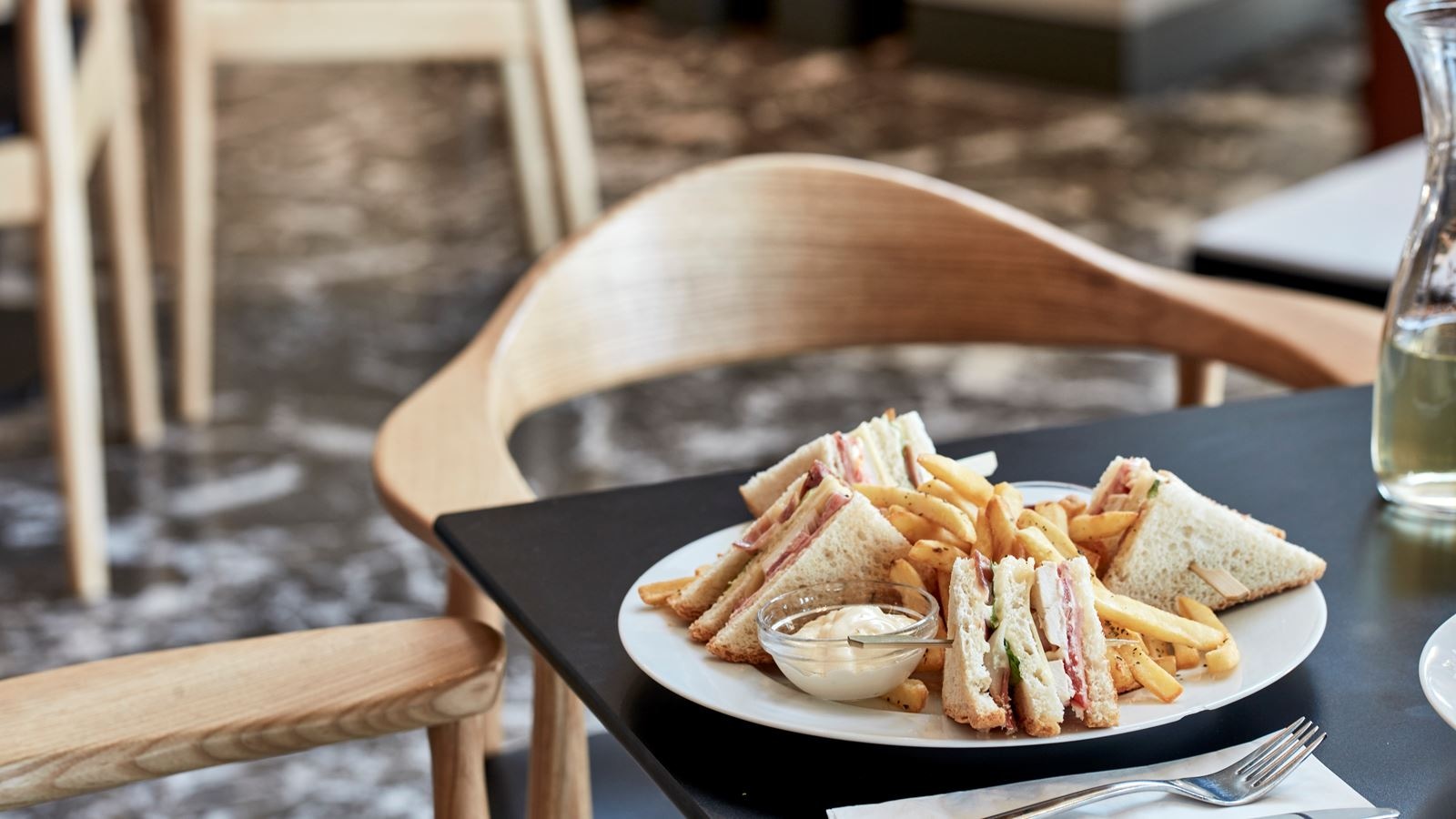 restaurants-restaurants