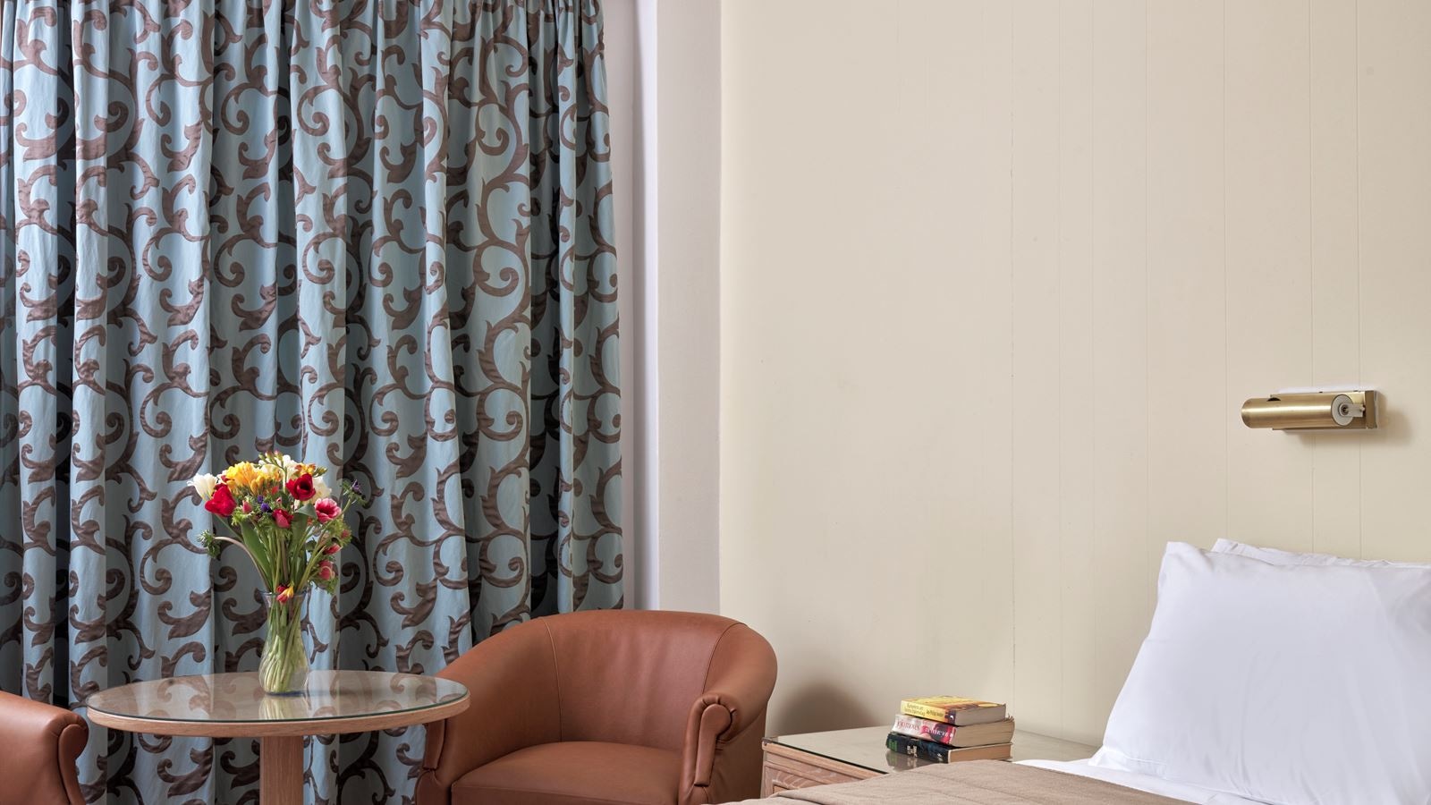 rooms-double-or-twin-standard