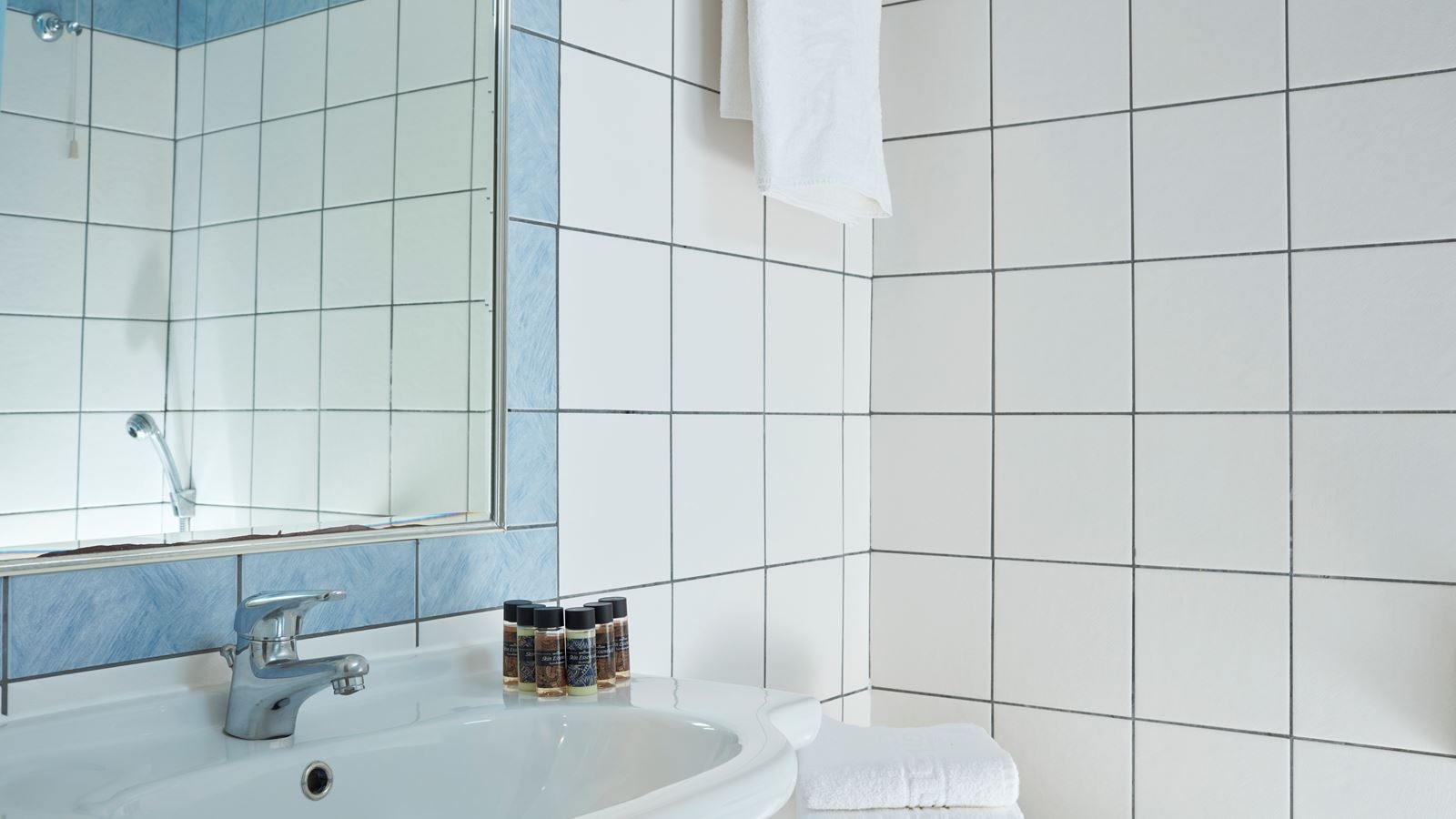 rooms-double-or-twin-superior