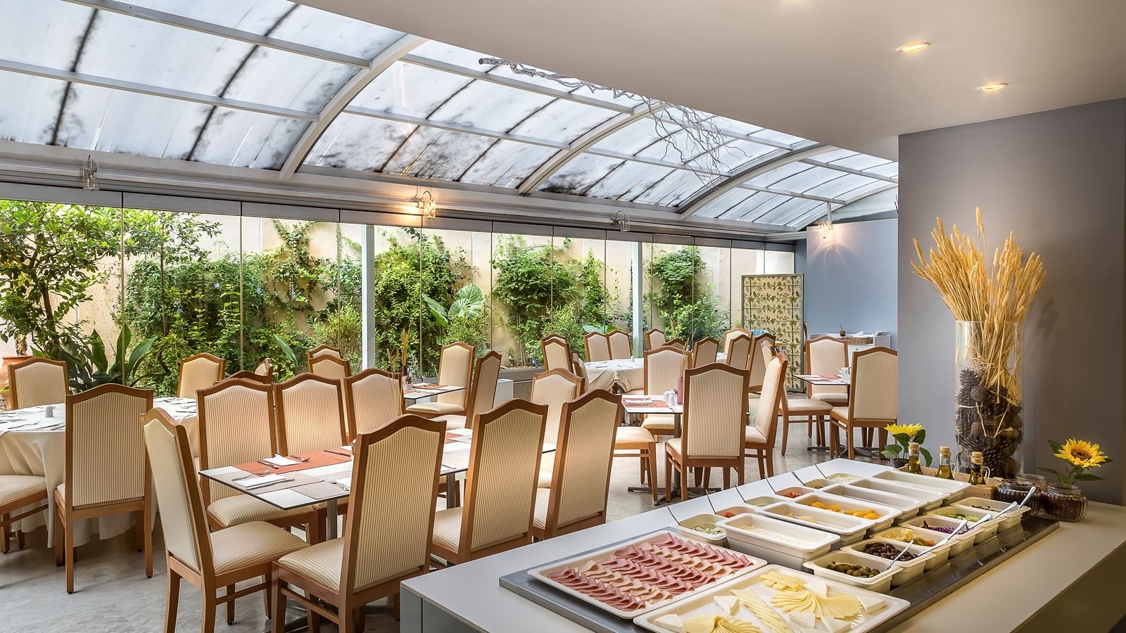 restaurants-restaurants