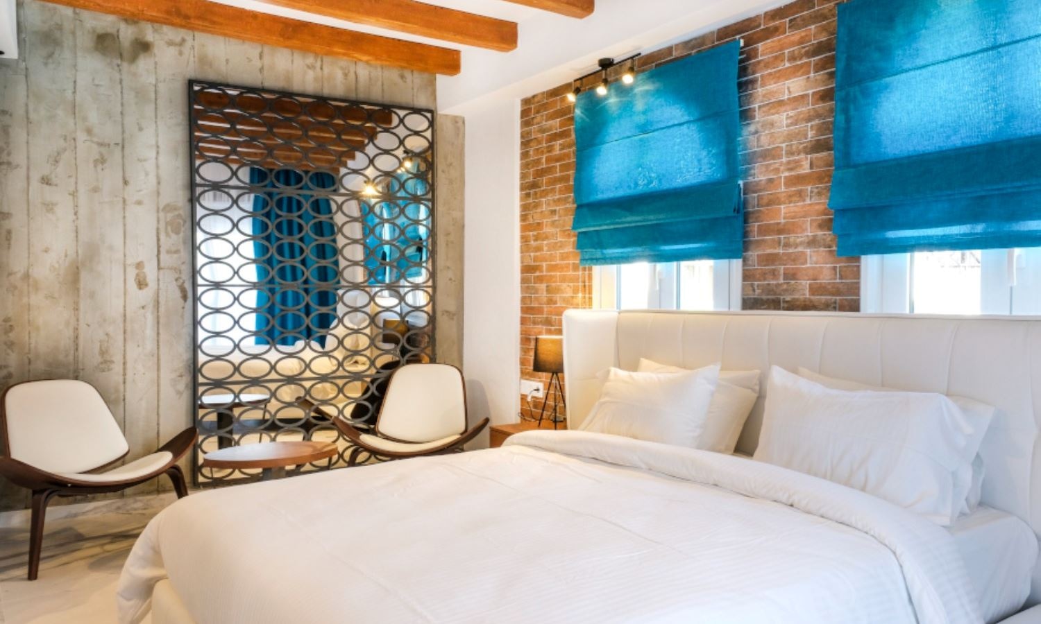 rooms-suite-2-bedrooms-poolview