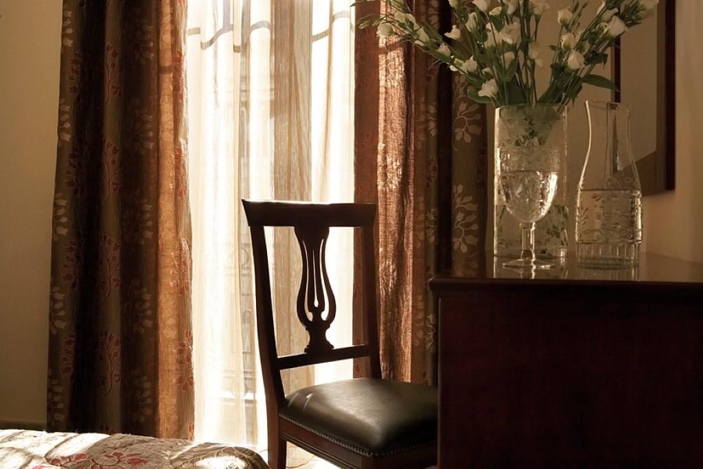 rooms-single-standard