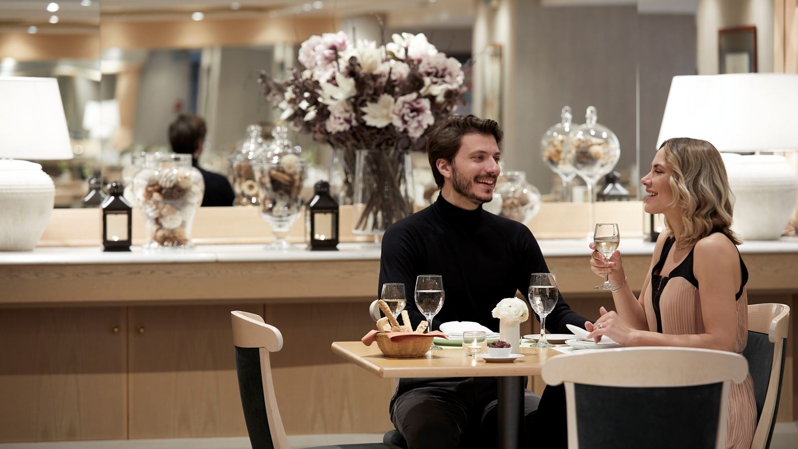 restaurants-restaurants