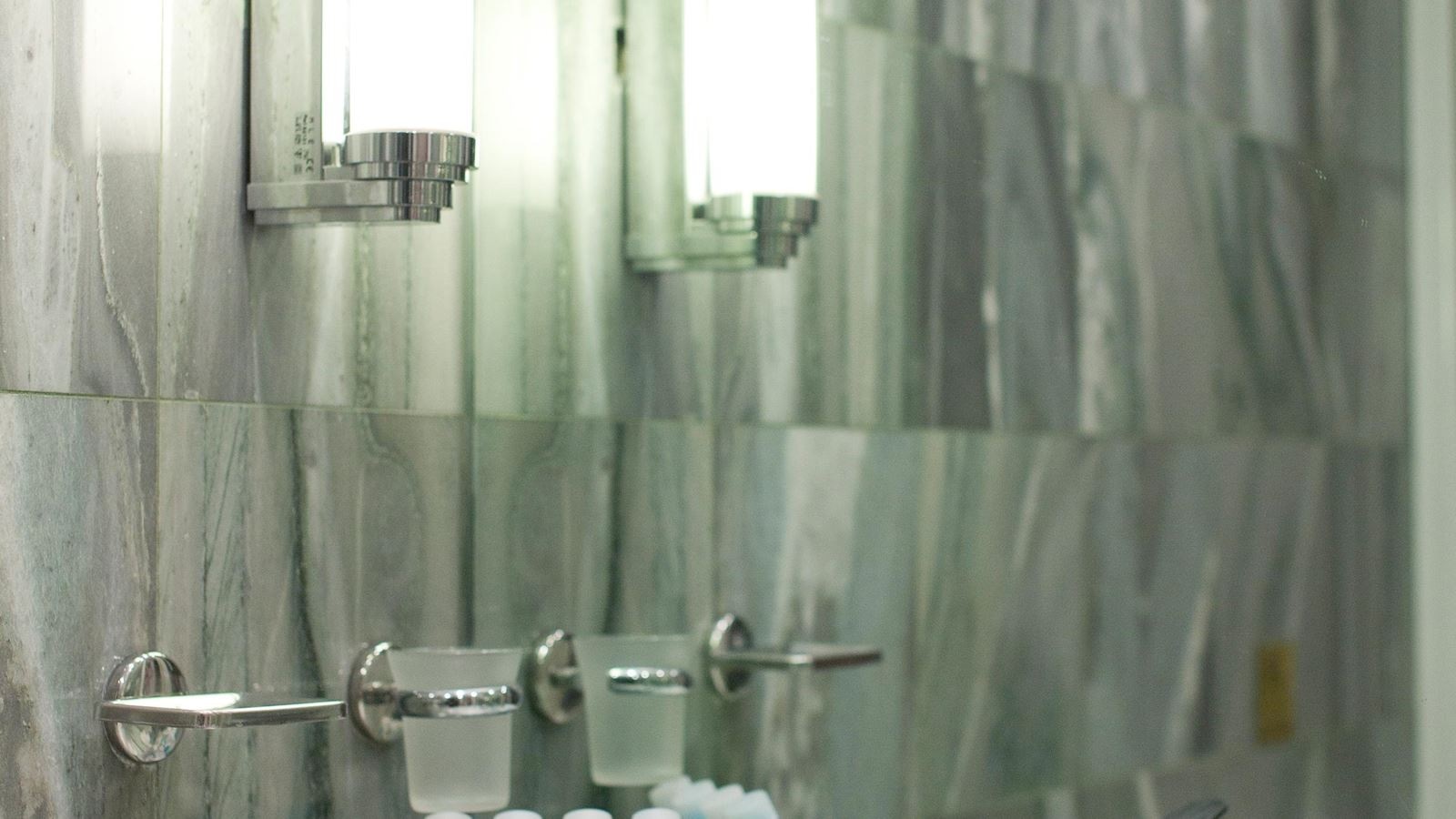 rooms-single-with-views