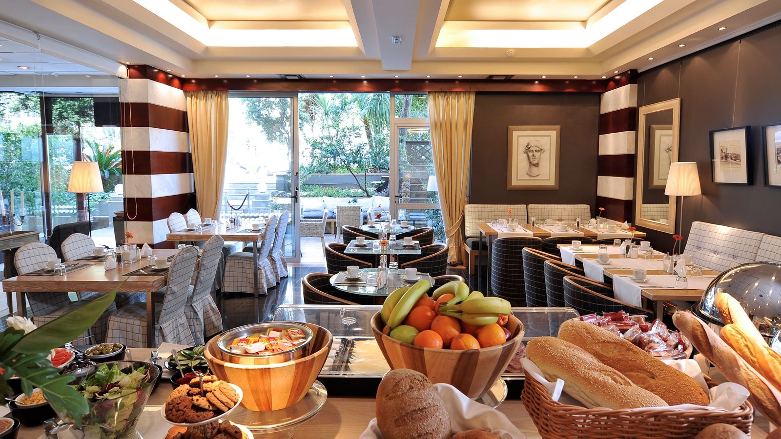 restaurants-restaurants