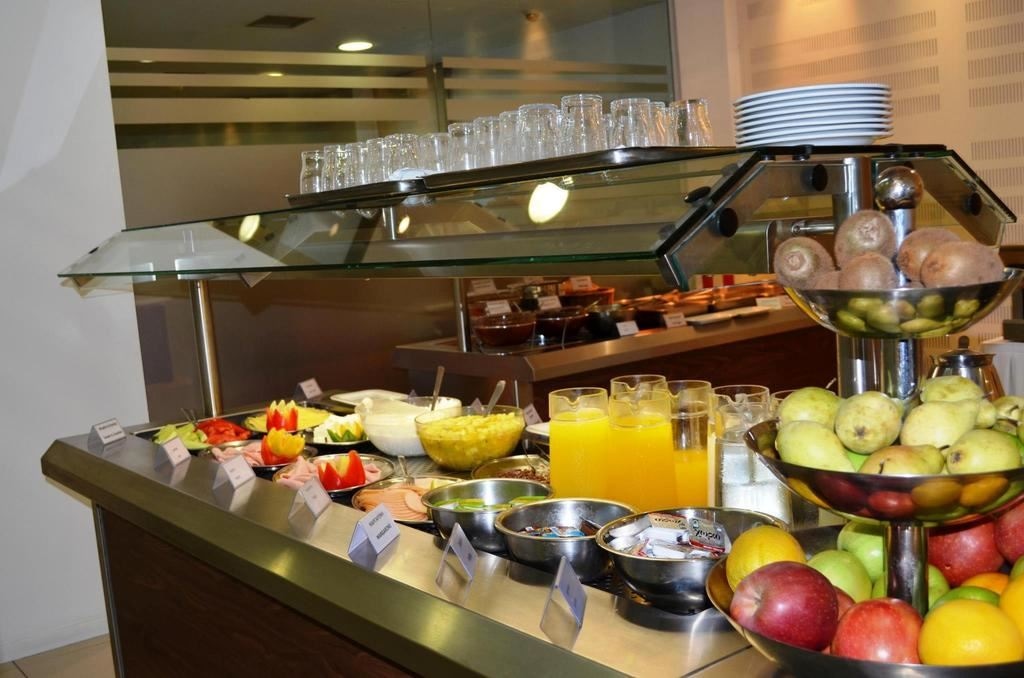 restaurants-restaurants