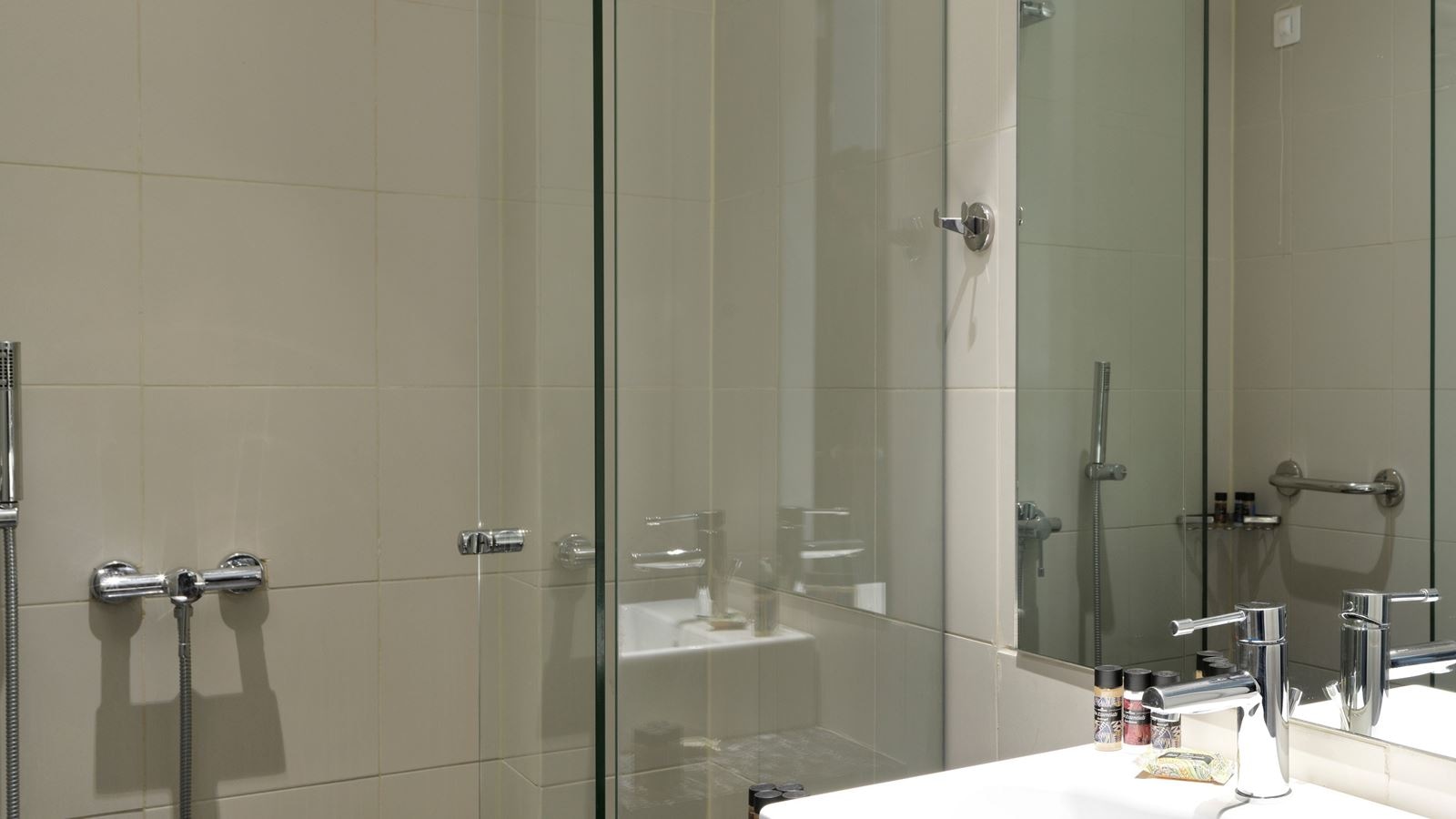 rooms-triple-standard