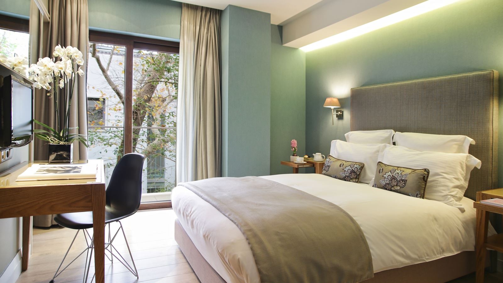 rooms-double-or-twin-deluxe