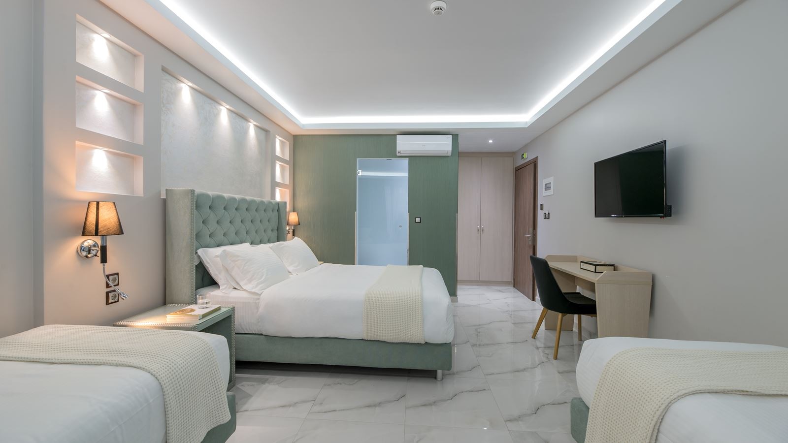 rooms-quadruple-deluxe