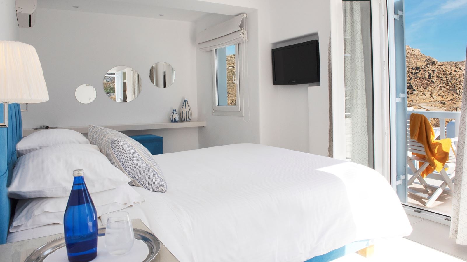 rooms-double-or-twin-deluxe-sea-view