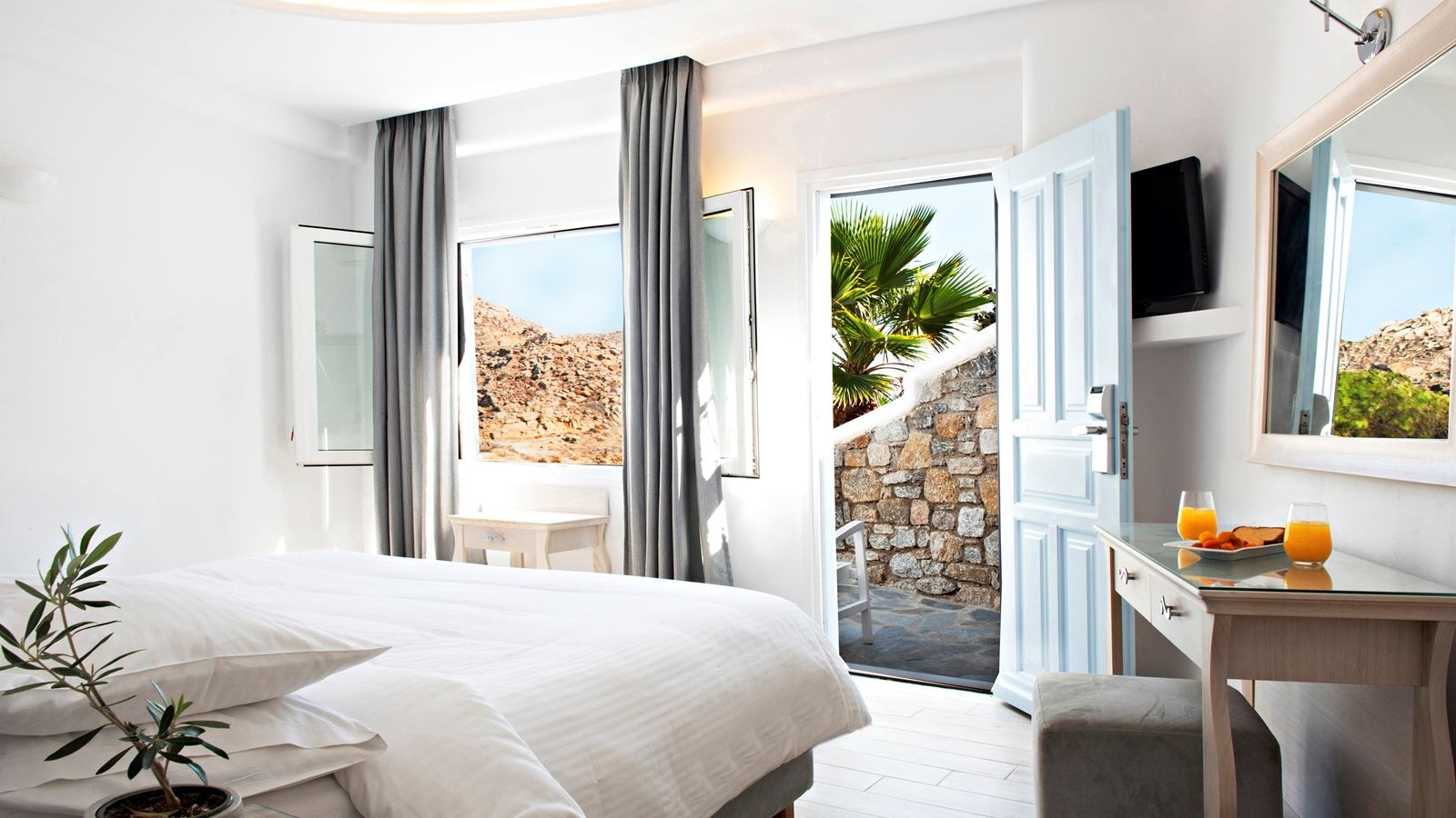 rooms-double-or-twin-deluxe