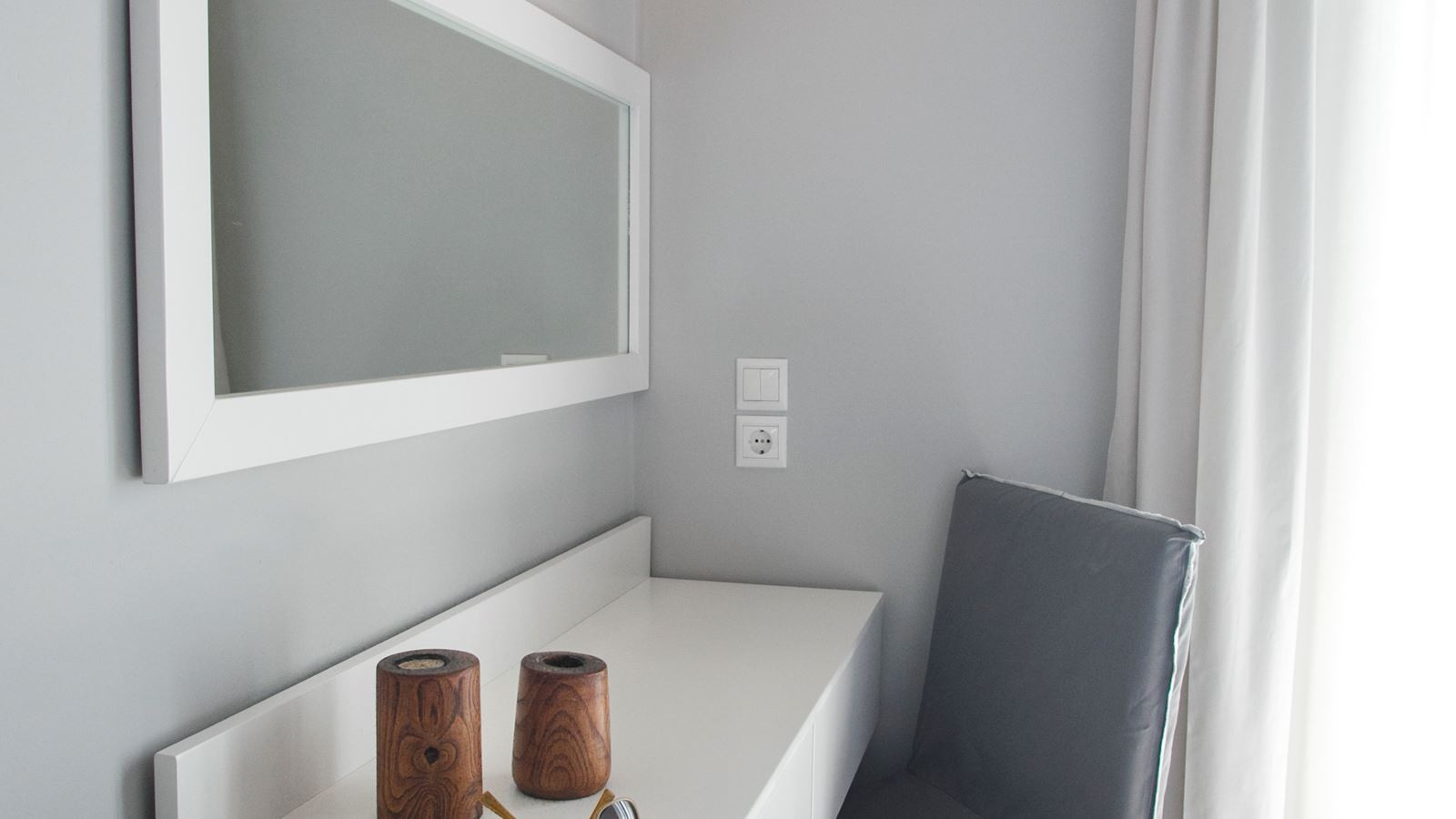 rooms-apartment-with-double-bed