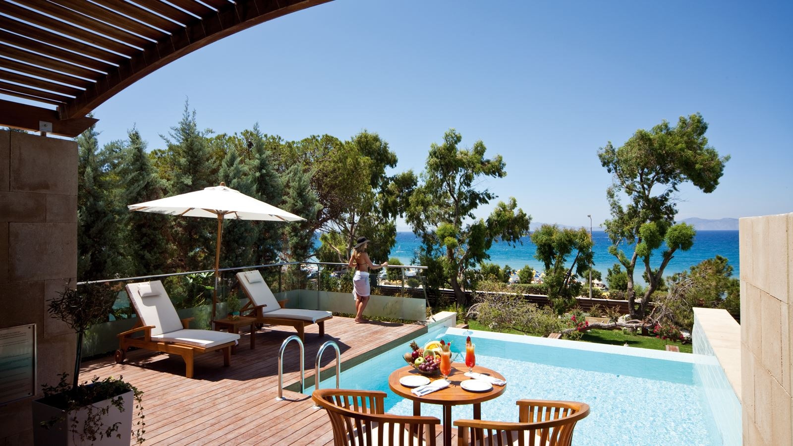 rooms-elite-executive-suite-sea-view-private-pool