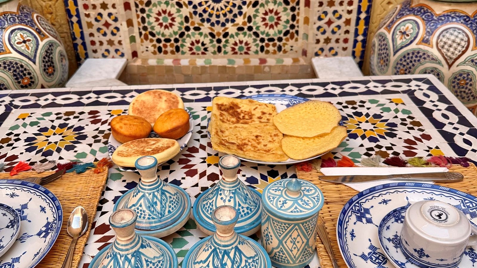 restaurants-restaurants