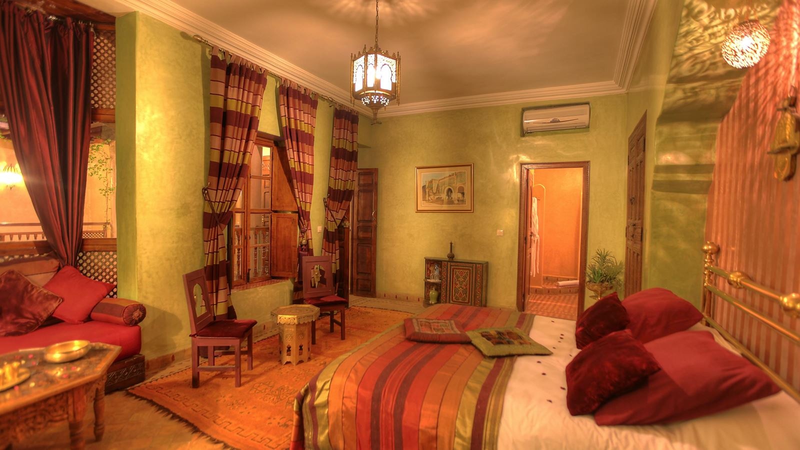 rooms-suite-two-beds