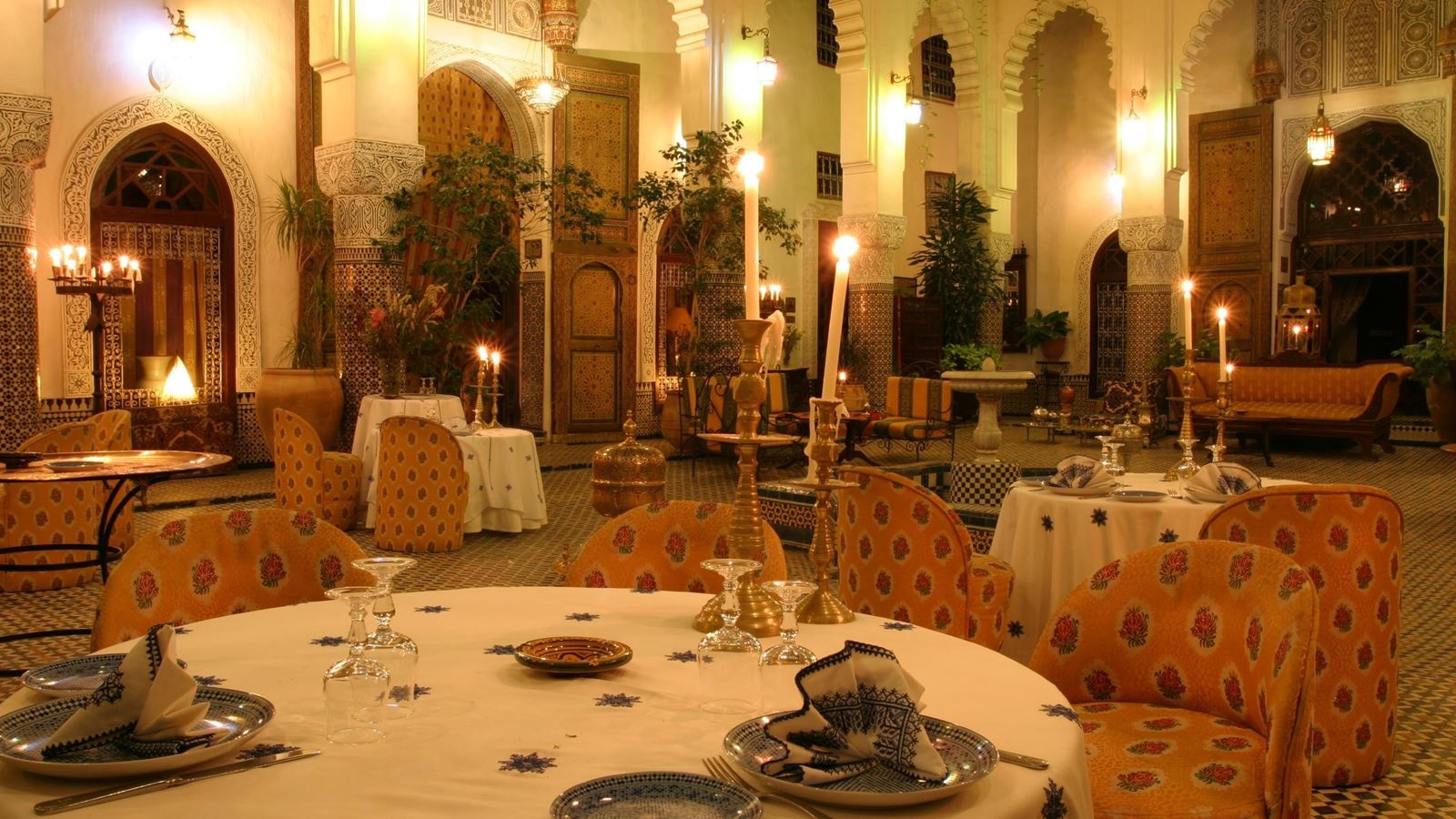 restaurants-restaurants