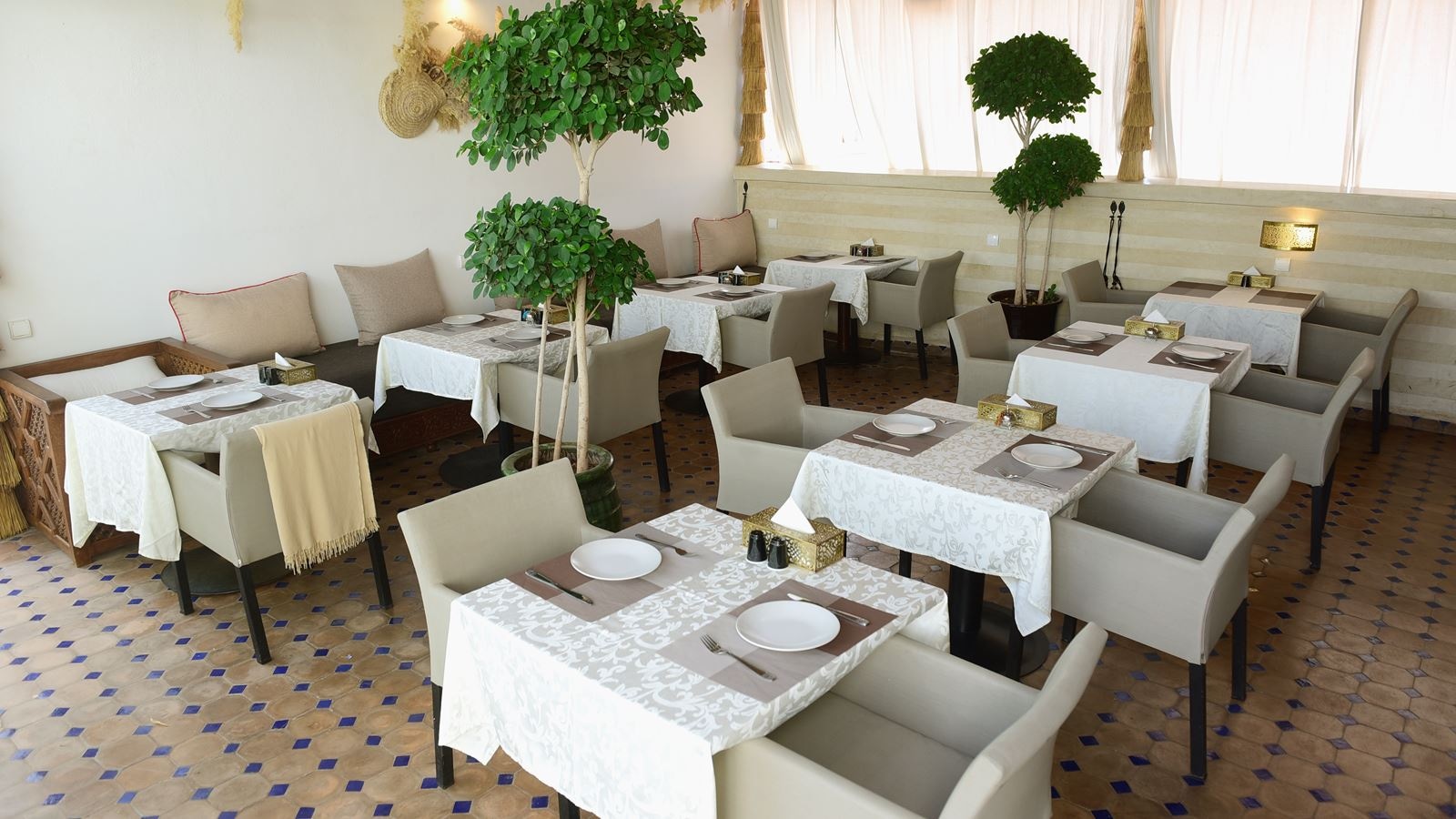 restaurants-restaurants