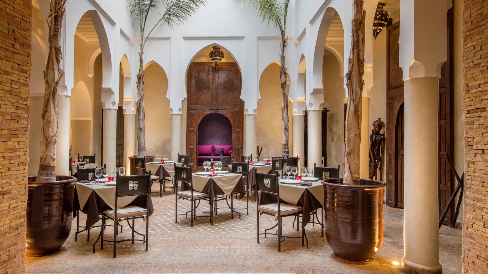 restaurants-restaurants