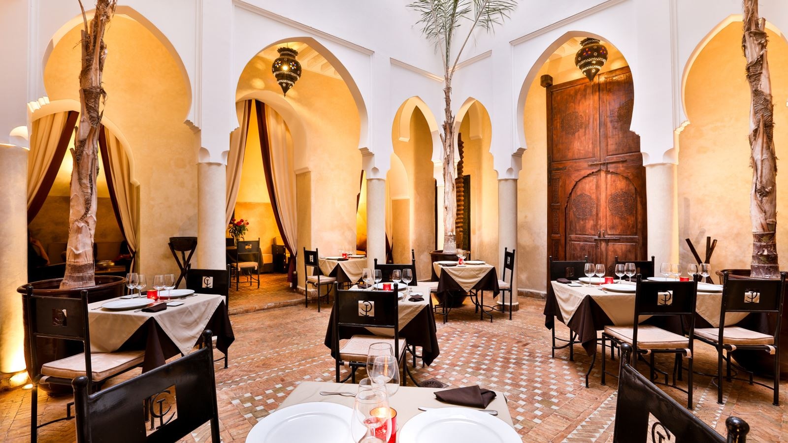 restaurants-restaurants