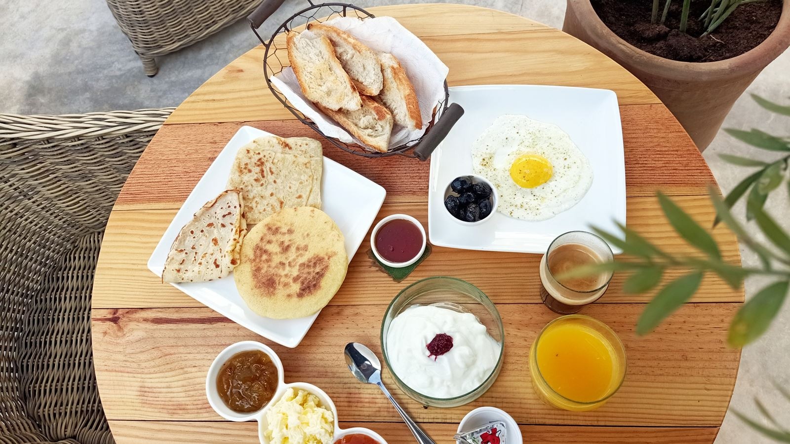 restaurants-restaurants