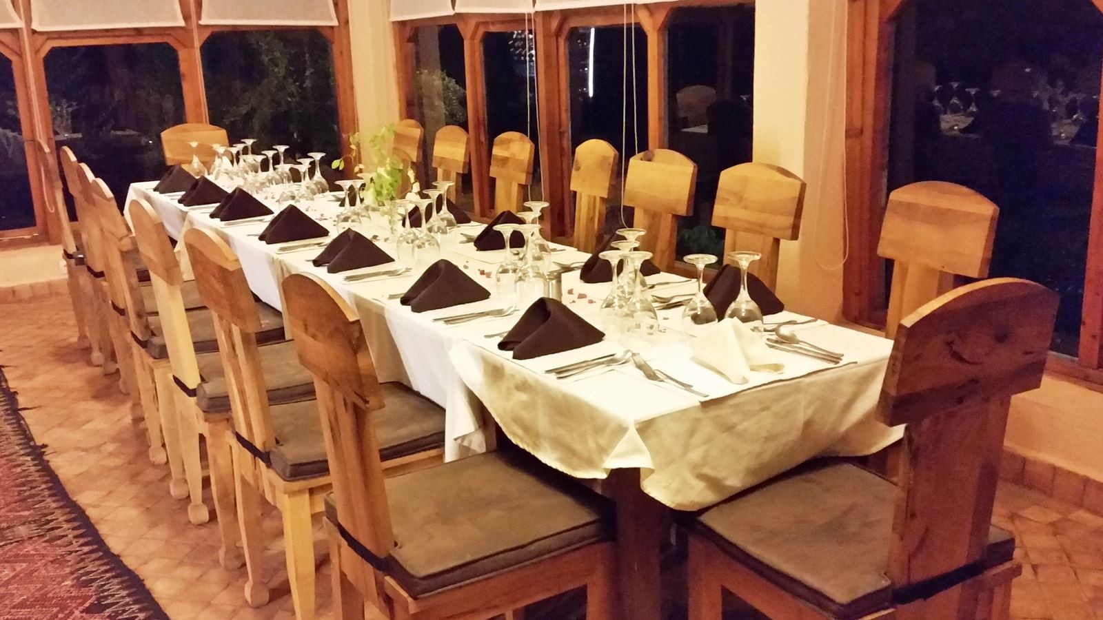 restaurants-restaurants