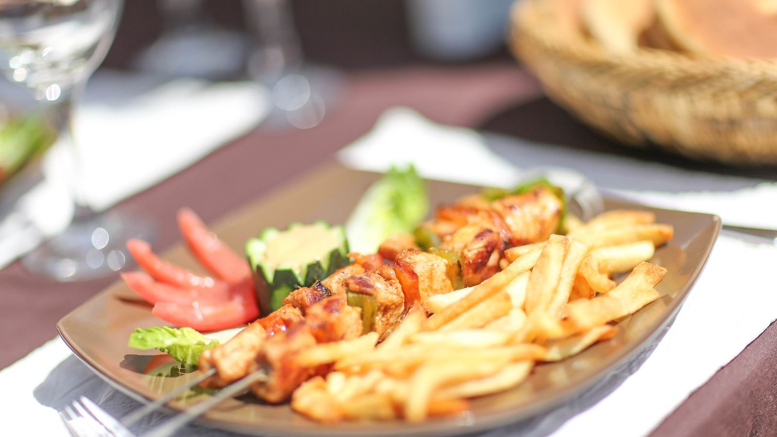 restaurants-restaurants