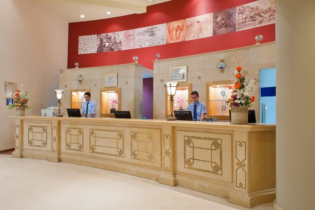 general-main-building