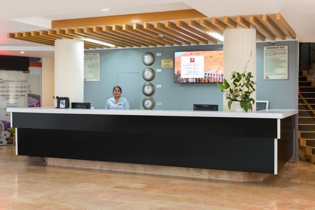 general-main-building