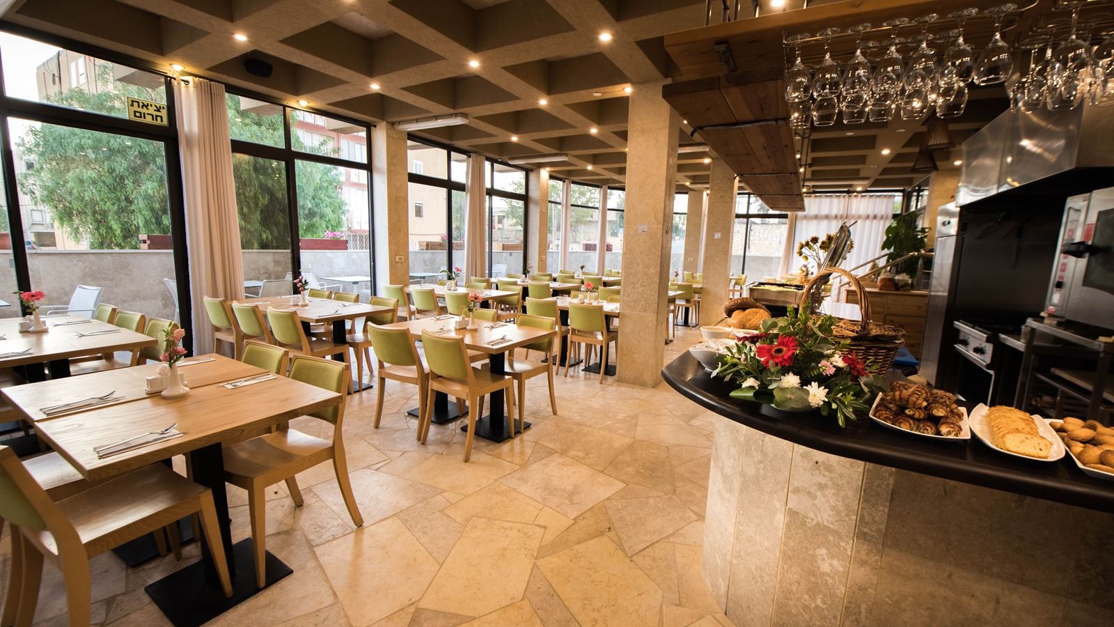 restaurants-restaurants