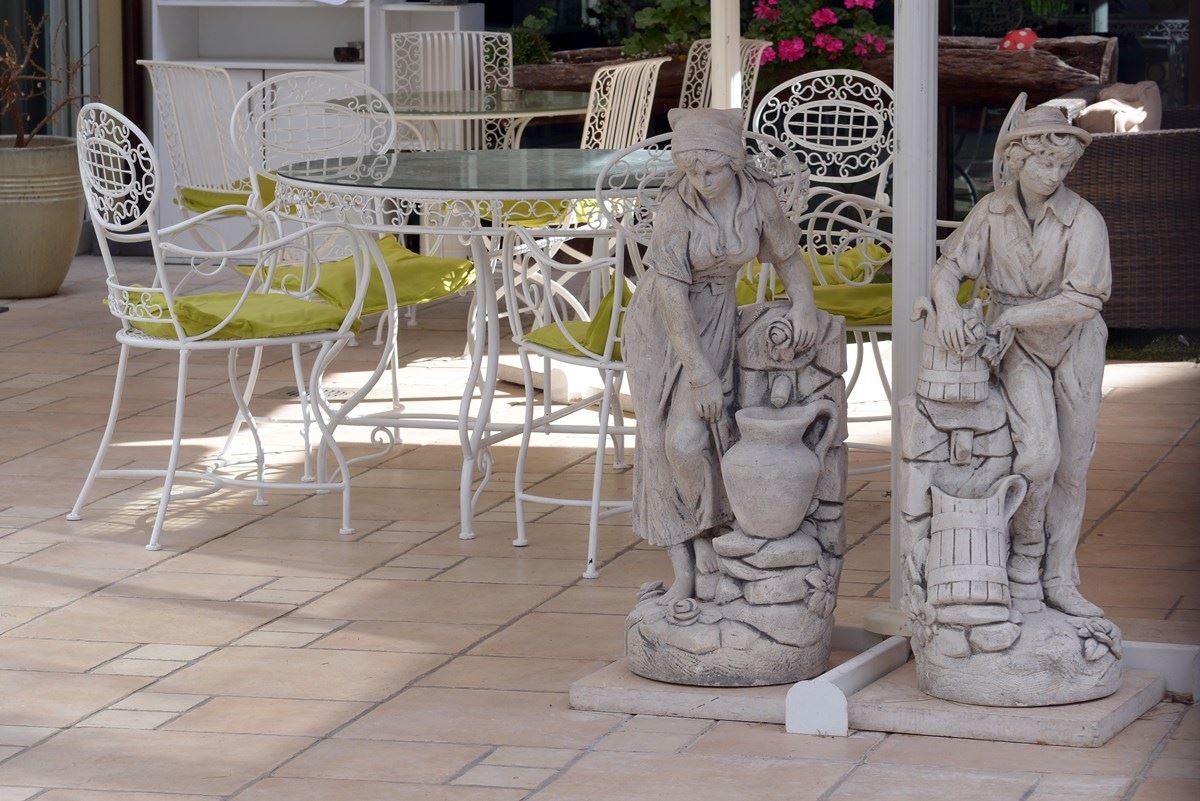 restaurants-restaurants