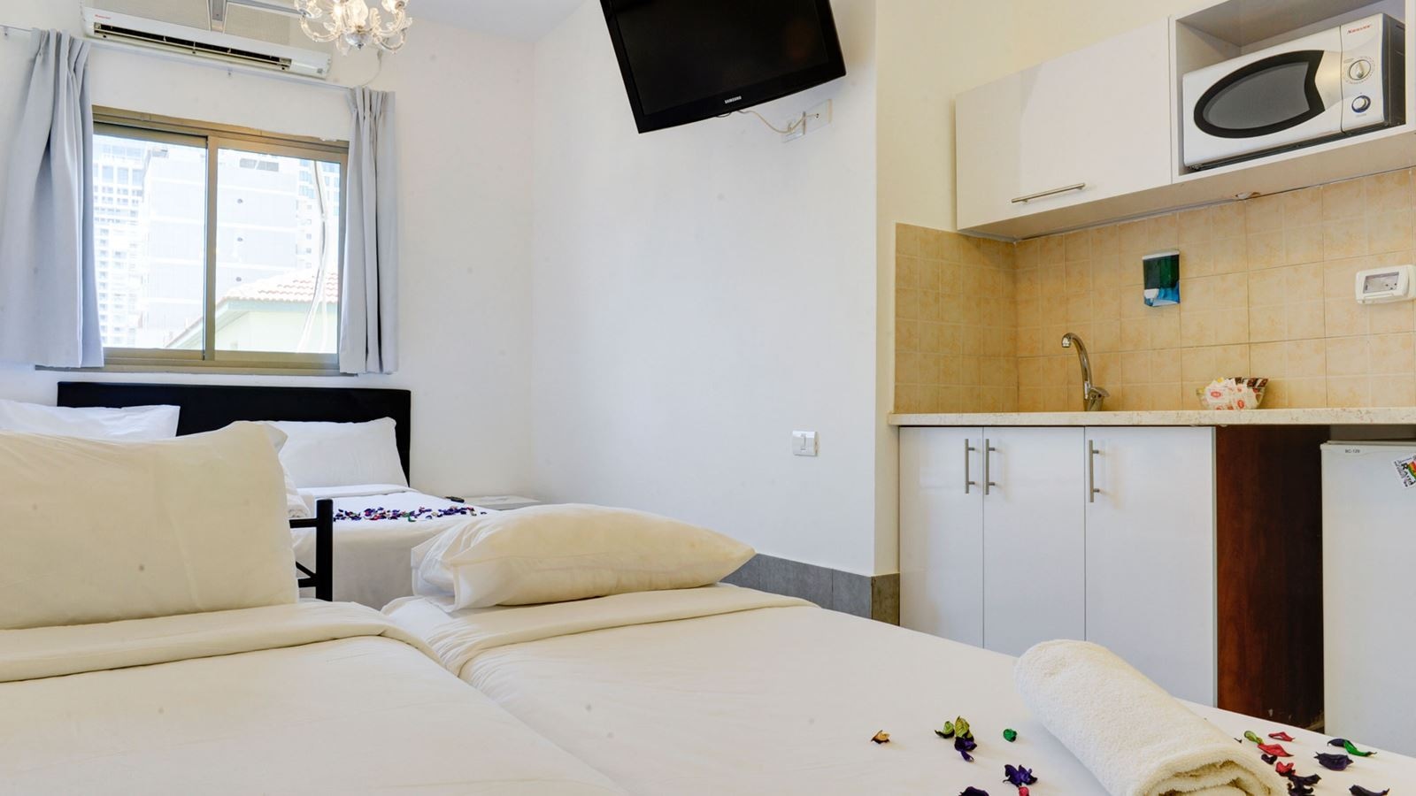 rooms-double-with-balcony