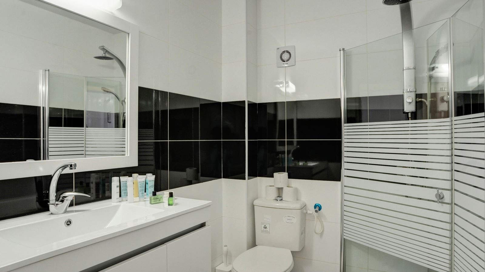 rooms-double-with-balcony