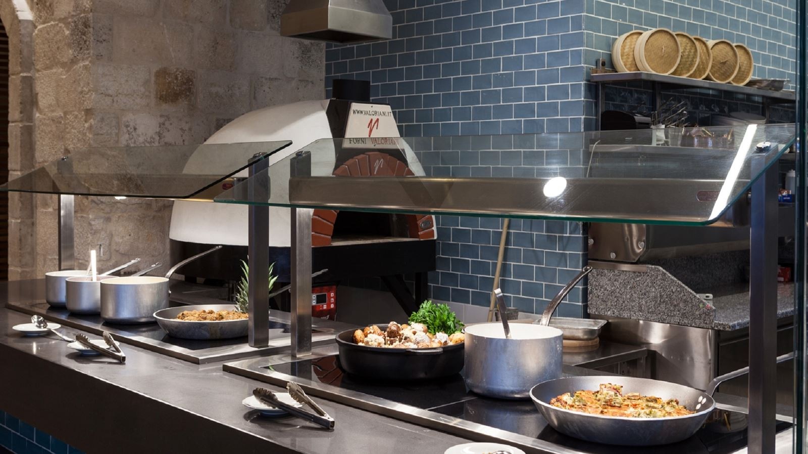 restaurants-restaurants