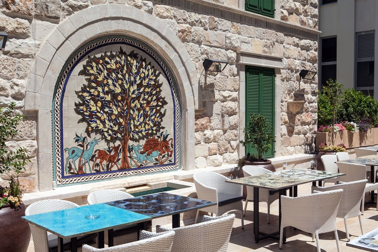 restaurants-restaurants