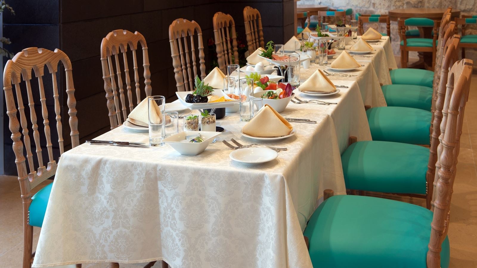 restaurants-restaurants