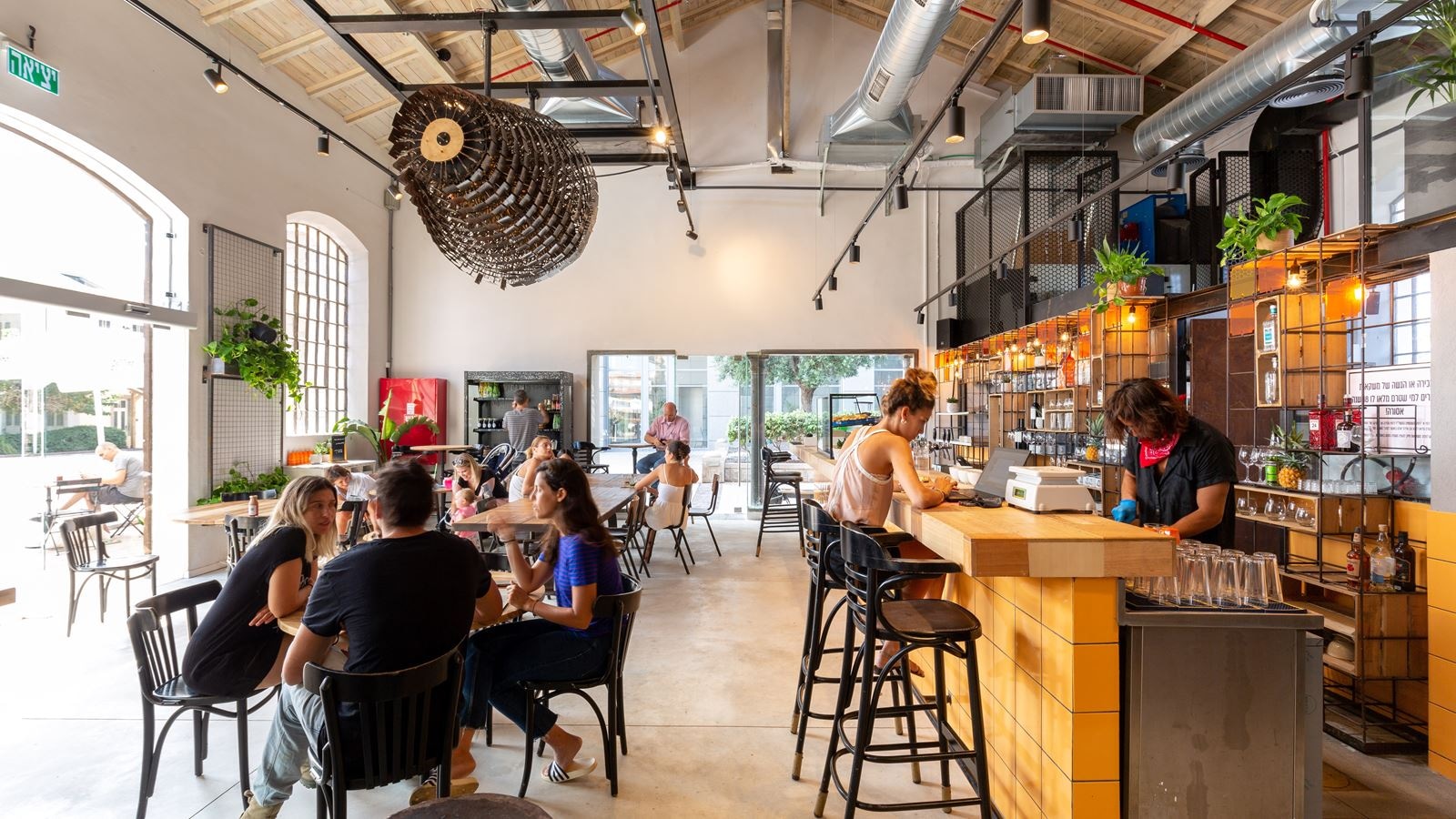 restaurants-restaurants