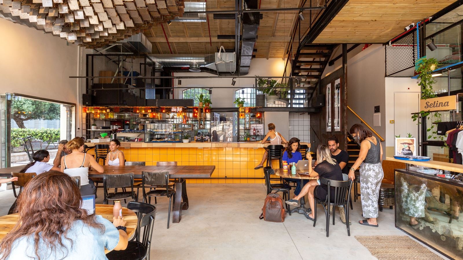 restaurants-restaurants