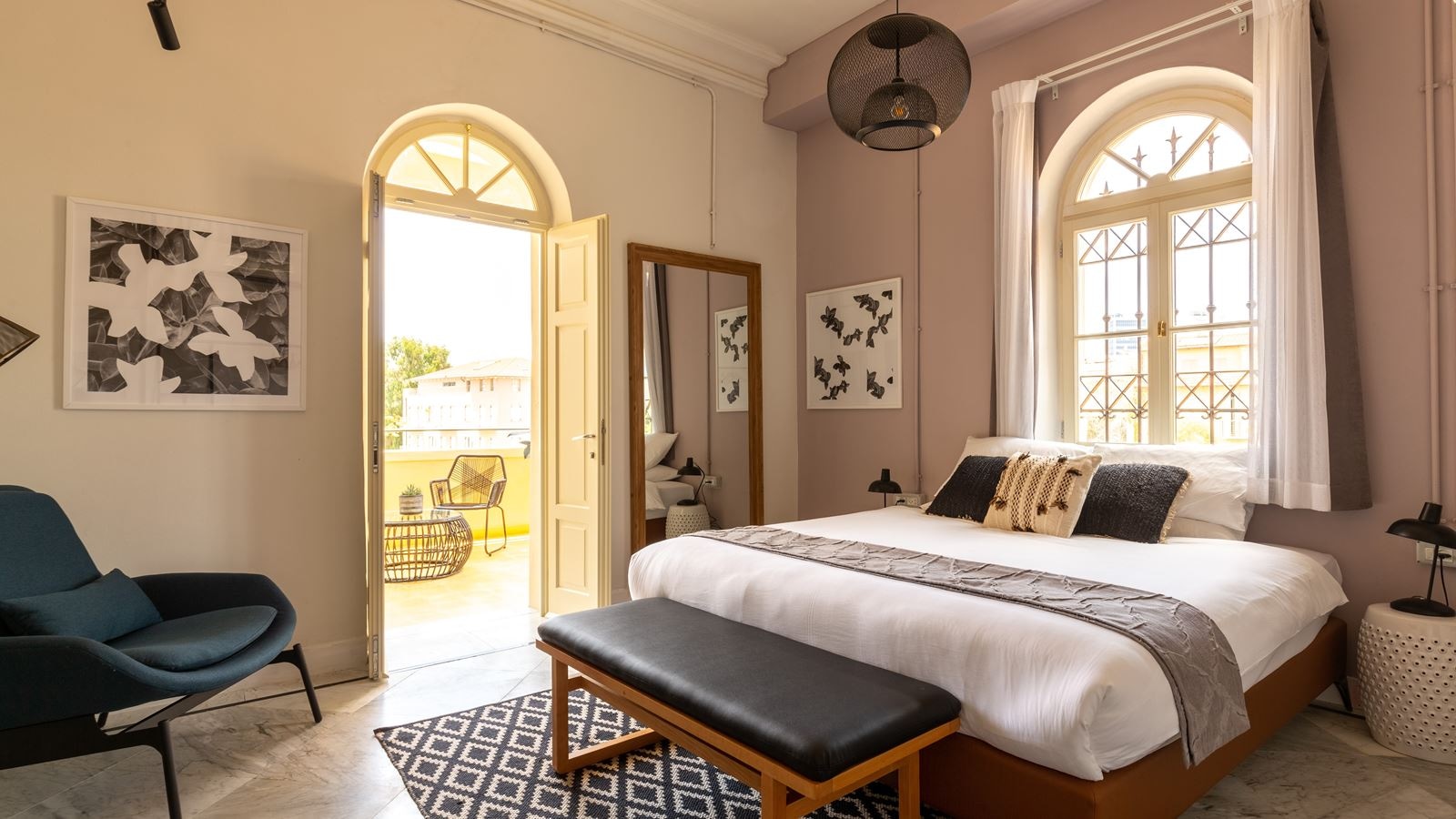 rooms-bed-in-dormitory-female-room