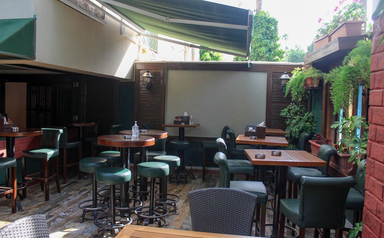 restaurants-restaurants