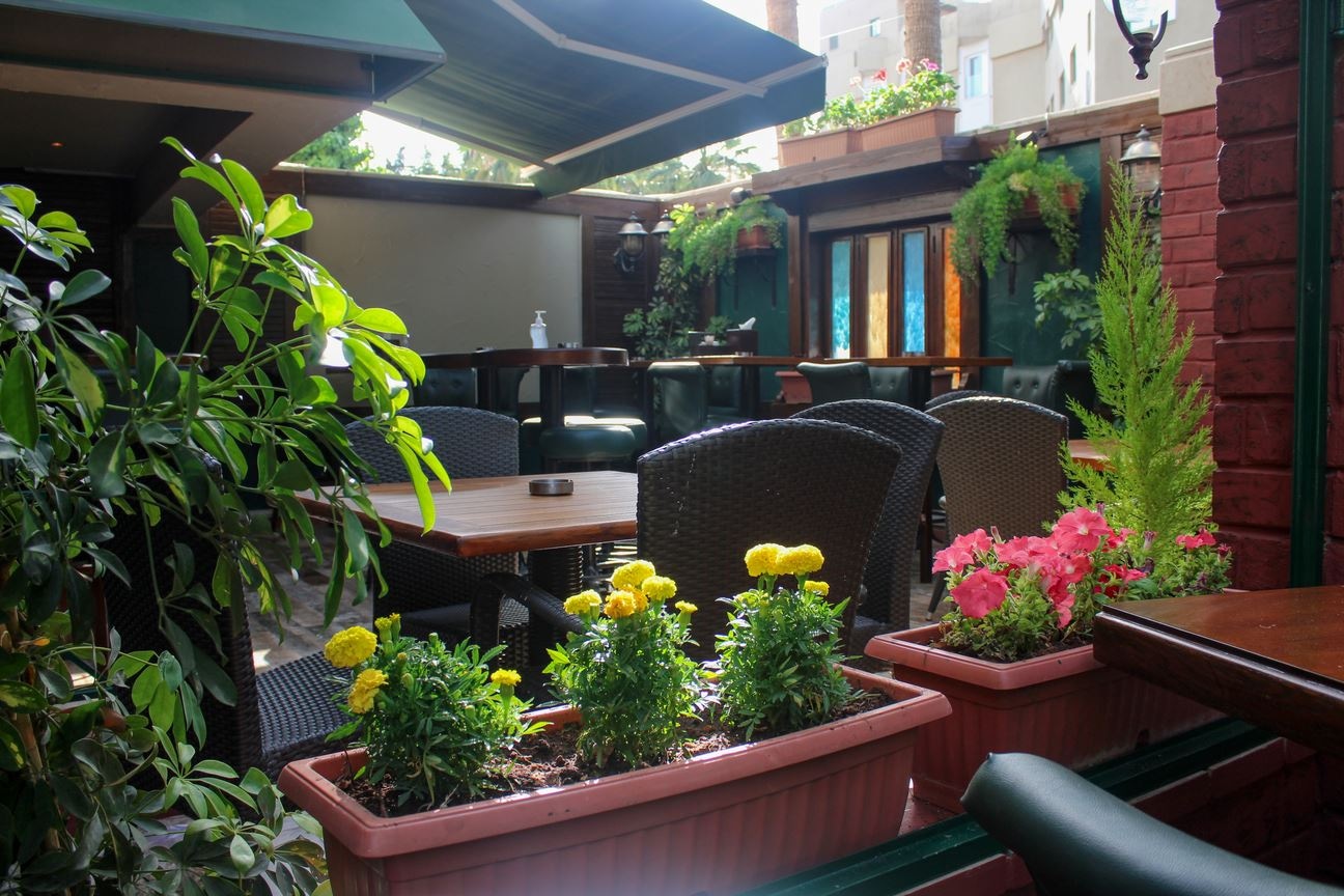 restaurants-restaurants